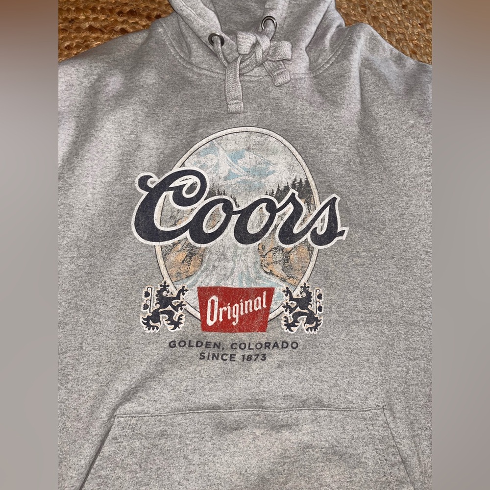 Boathouse -Coors Distressed Hoody- Like new- Sz L
🍺 ⛰️- so comfy , great quality - Picture 5 of 6
